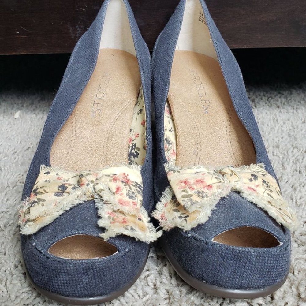 Like New Aerosoles Denim Wedge Sandals 7